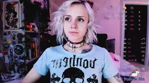 Snapshot of nanitamoore chatting on October 10, 8:41 pm Monday-Friday 12-4 AM and 6-9 AM New York time online show from October 10, 8:41 pm