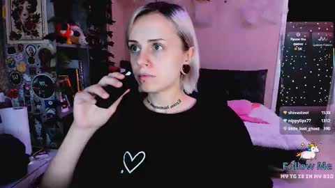 Monday-Friday 12-4 AM and 6-9 AM New York time online show from November 23, 8:19 pm