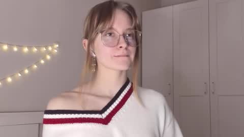 Naomi online show from February 6, 7:39 pm