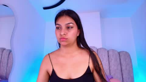 naomi online show from April 17, 11:46 am