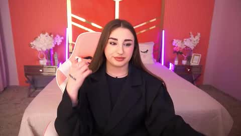 naomibaae online show from November 24, 2:39 pm