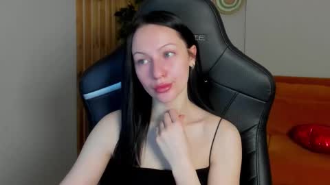 Naomi online show from March 2, 5:19 am