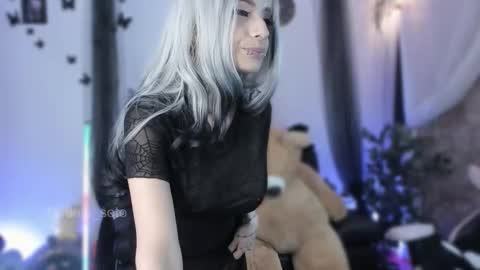 Naomi online show from November 15, 6:37 pm