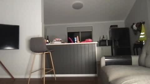 naomirhoades online show from February 27, 10:48 am