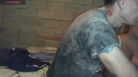 Snapshot of naomisimon chatting on December 30, 2:30 pm bellas2012 online show from December 30, 2:30 pm