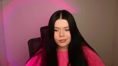 Naomi online show from October 23, 5:23 pm