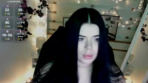 Naomi online show from February 13, 1:18 pm