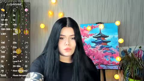 Naomi online show from May 30, 11:40 am