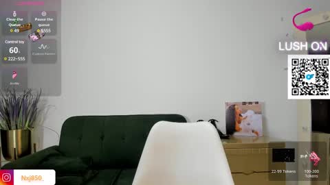 Naomi     online show from February 18, 10:58 pm