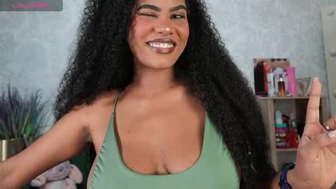 Naomi     online show from April 16, 2:34 am