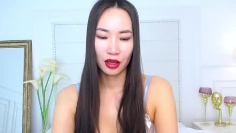 Naomi online show from December 24, 2:21 am