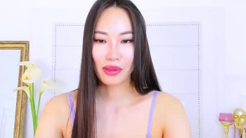 Naomi online show from March 2, 5:23 am