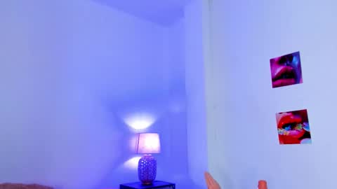 naomy_191 online show from January 7, 2:58 am