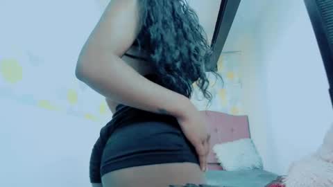 Snapshot of naomy__smith__ chatting on January 26, 6:16 pm N A O M Y online show from January 26, 6:16 pm