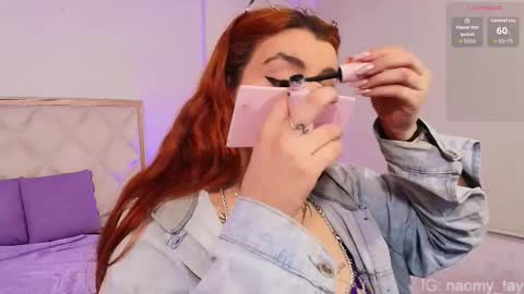 Naomy  online show from November 6, 3:29 am