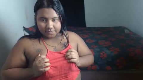 naomyandpablot online show from April 14, 11:33 pm