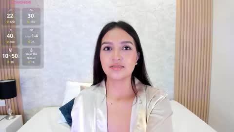 Snapshot of naomycollins__ chatting on September 18, 2:08 pm NAOMY online show from September 18, 2:08 pm