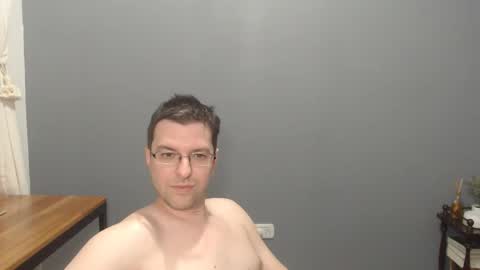 nappadel85 online show from December 17, 12:16 am