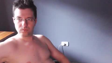 nappadel85 online show from January 13, 10:37 pm