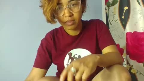 Snapshot of narindra884634 chatting on February 27, 6:24 am narindra884634 online show from February 27, 6:24 am