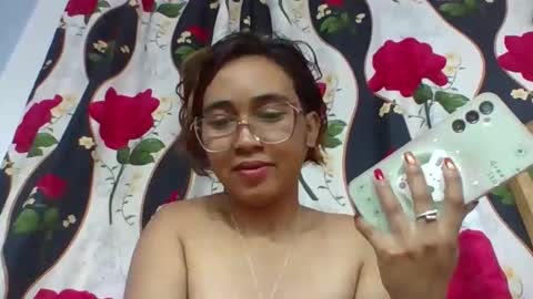 Snapshot of narindra884634 chatting on April 16, 8:37 am narindra884634 online show from April 16, 8:37 am