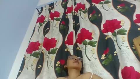 Snapshot of narindra884634 chatting on April 25, 1:41 pm narindra884634 online show from April 25, 1:41 pm
