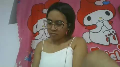 Snapshot of narindra884634 chatting on June 3, 2:33 pm narindra884634 online show from June 3, 2:33 pm