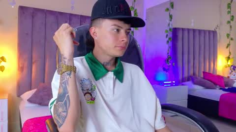 Nascary Fox online show from January 9, 7:48 pm