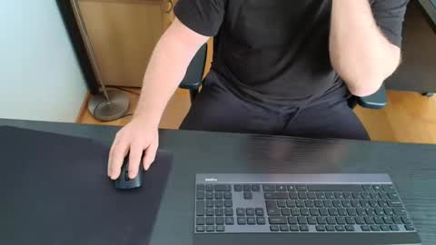 Snapshot of nase17 chatting on December 4, 9:40 am nase online show from December 4, 9:40 am