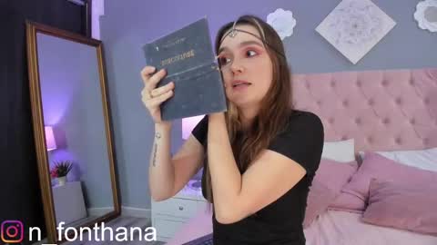 Snapshot of nashlyfontanna chatting on October 3, 1:52 pm Nashly Fontana online show from October 3, 1:52 pm