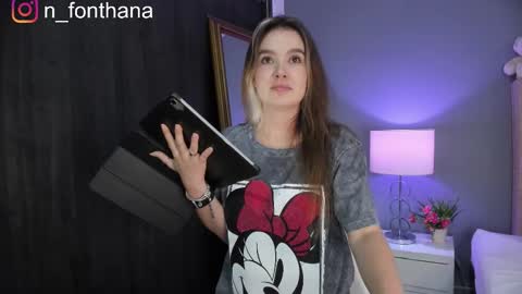 Nashly Fontana online show from November 30, 2:32 pm