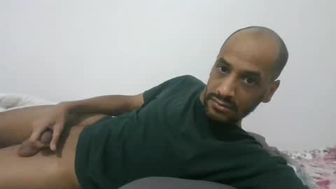 Snapshot of naslikme chatting on August 8, 1:30 am nas online show from August 8, 1:30 am