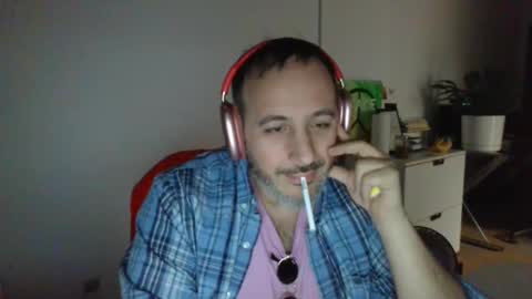 Snapshot of nassobout chatting on January 17, 1:47 am nassobout online show from January 17, 1:47 am