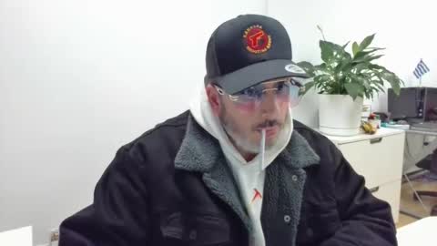 nassobout online show from November 4, 11:26 pm