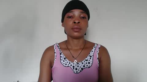 bella online show from November 13, 9:30 am