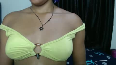 bella online show from January 8, 9:00 am