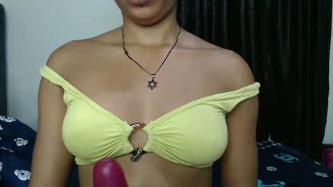 bella online show from January 11, 11:37 am