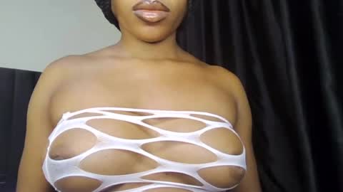 Snapshot of nastie_daddygirl chatting on June 28, 10:05 pm Mirabel online show from June 28, 10:05 pm