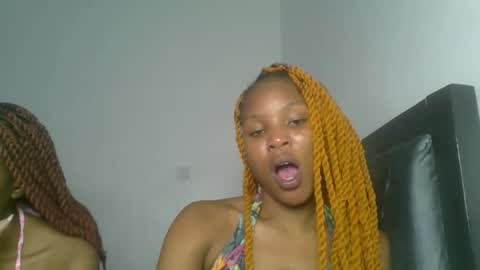 Snapshot of nasty_divah chatting on May 18, 7:25 am nasty_divah online show from May 18, 7:25 am