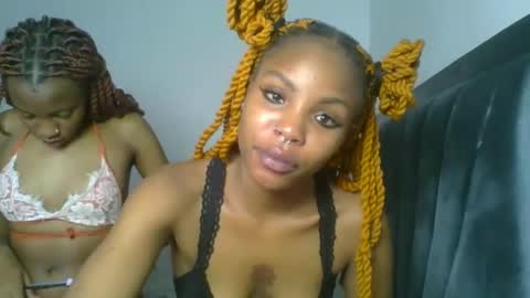 Snapshot of nasty_divah chatting on May 19, 6:25 pm nasty_divah online show from May 19, 6:25 pm