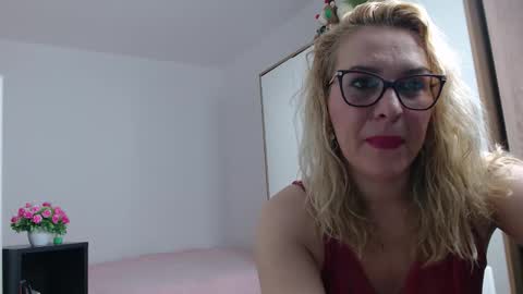 Snapshot of nastyada chatting on February 4, 7:03 am Ada online show from February 4, 7:03 am