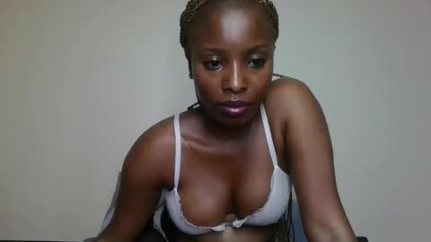 Snapshot of nastyivy1 chatting on May 17, 8:16 pm nastyivy1 online show from May 17, 8:16 pm