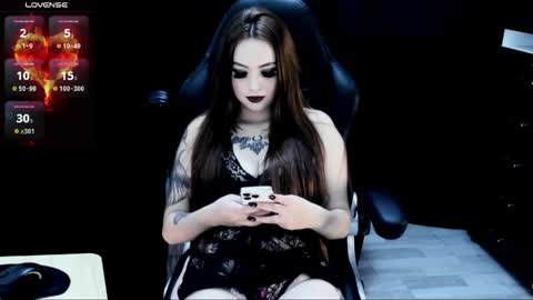 nastykatty_ online show from May 7, 11:10 pm