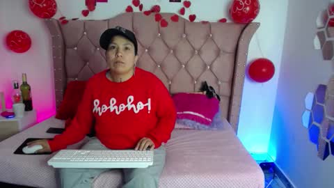 nat_evans8 online show from February 22, 4:02 am