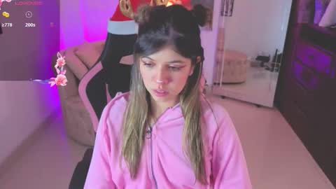 NATASHA online show from December 18, 3:23 am