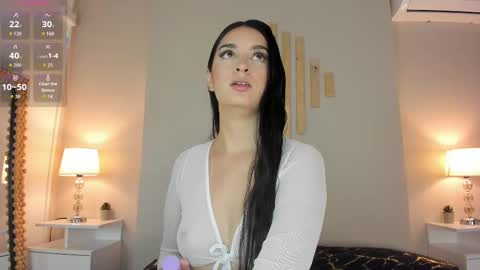 Snapshot of natachadiaz_ chatting on September 17, 11:01 am Natacha Diaz online show from September 17, 11:01 am