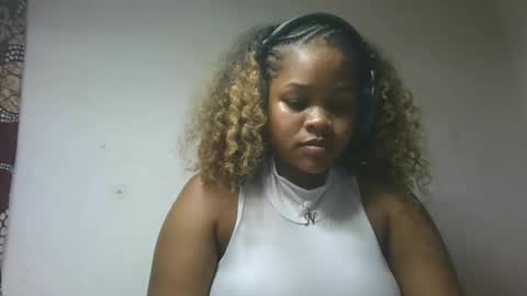 natachazz online show from May 2, 5:40 pm