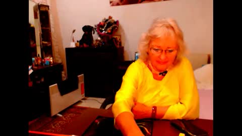 Snapshot of natali7634 chatting on December 15, 6:07 am natali online show from December 15, 6:07 am