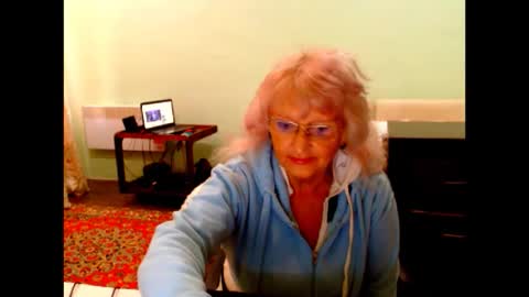Snapshot of natali7634 chatting on September 27, 6:40 am natali online show from September 27, 6:40 am