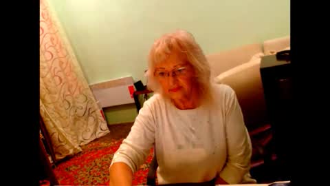 Snapshot of natali7634 chatting on October 20, 3:29 am natali online show from October 20, 3:29 am